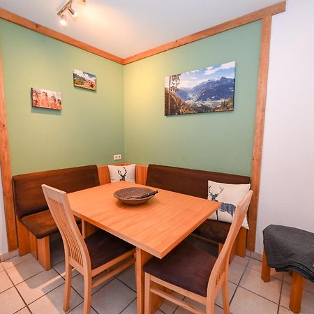 Panorama Apartments Bruck By All In One Apartments フッシュ・アン・デア・グロースグロックナーシュトラーセ エクステリア 写真