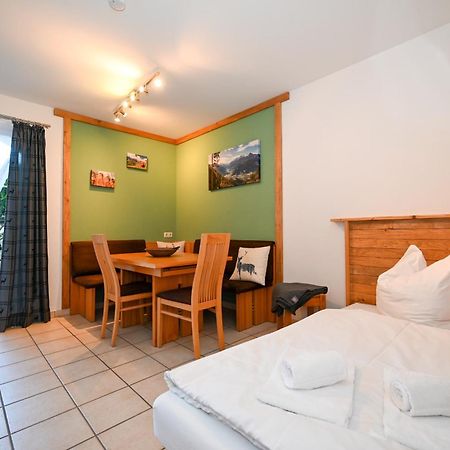Panorama Apartments Bruck By All In One Apartments フッシュ・アン・デア・グロースグロックナーシュトラーセ エクステリア 写真