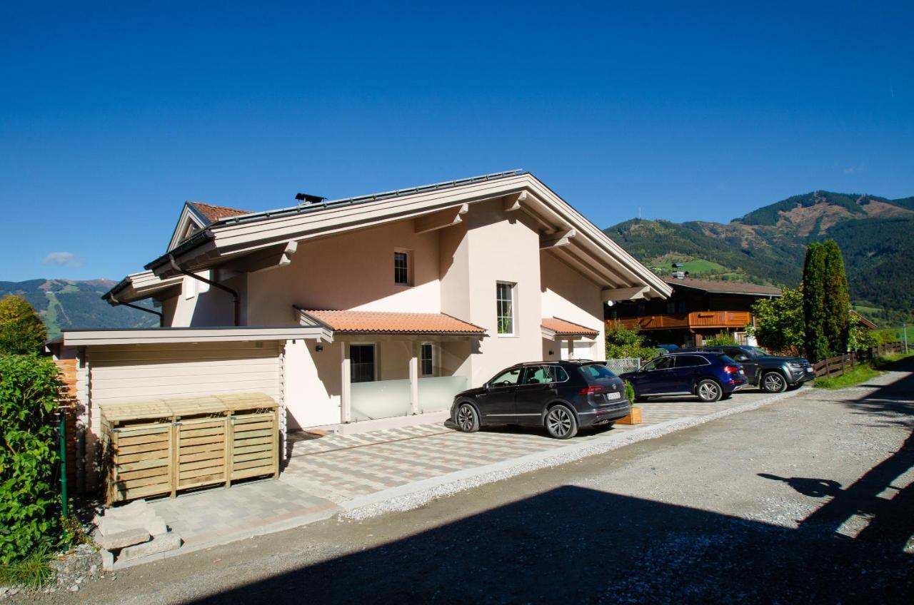 Panorama Apartments Bruck By All In One Apartments フッシュ・アン・デア・グロースグロックナーシュトラーセ エクステリア 写真