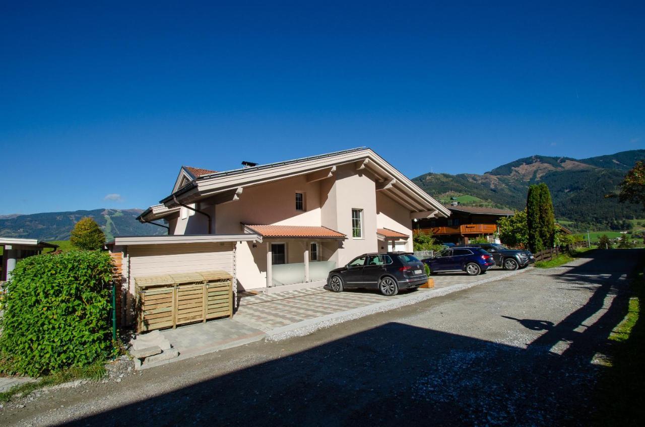 Panorama Apartments Bruck By All In One Apartments フッシュ・アン・デア・グロースグロックナーシュトラーセ エクステリア 写真