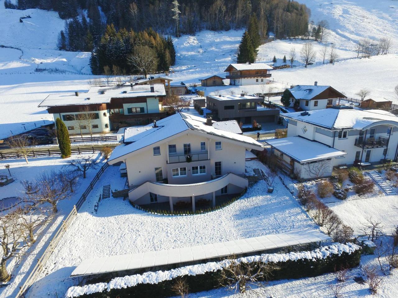 Panorama Apartments Bruck By All In One Apartments フッシュ・アン・デア・グロースグロックナーシュトラーセ エクステリア 写真